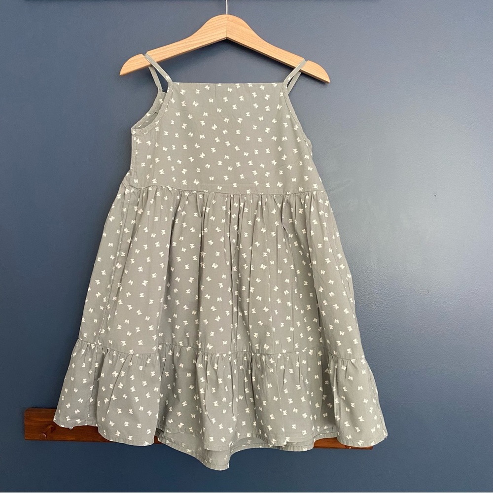 Little Earth Sage Green Butterfly Print Fabric size 3-4 kids - Picture 3 of 8